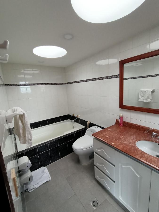 Casa Campestre Con Terraza 10 - San Lucas - El Poblado Сasa de vacaciones Medellín